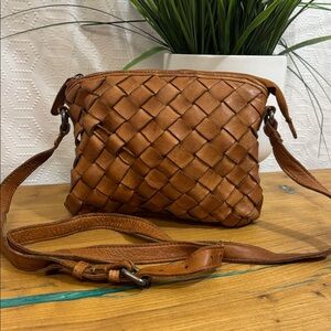 Anthropologie VILENCA HOLLAND Woven Leather Cognac Crossbody Bag Braided Pulls